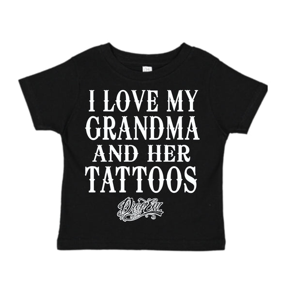 I LOVE MY GRANDMA AND HER TATTOOS T-SHIRT