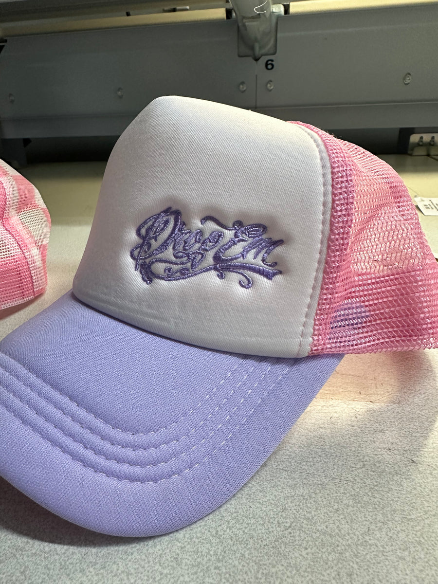 Ladies trucker hats – Drop Em wear clothing